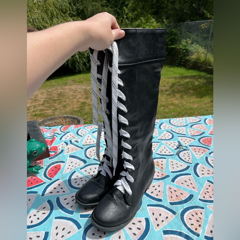 Tall Black Boots With White Laces